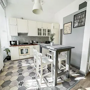 Apartamento Dob Duplex, Budapest