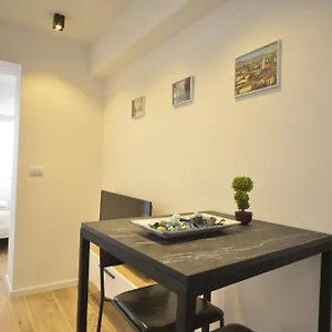 tirana-central-apartments.albaniahotels.org/