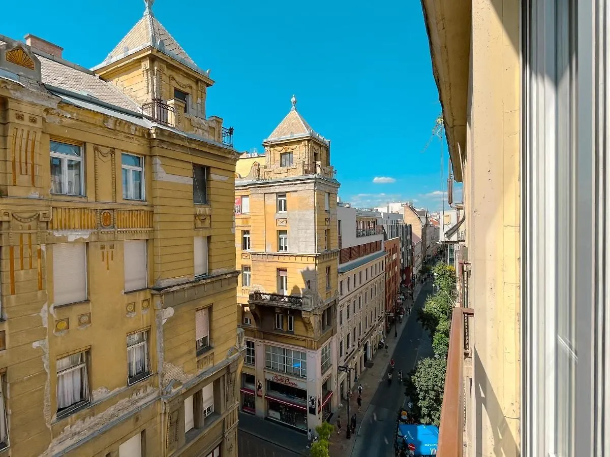 King One Studio In The City Center - Netflix Budapest 0*,  Hungary